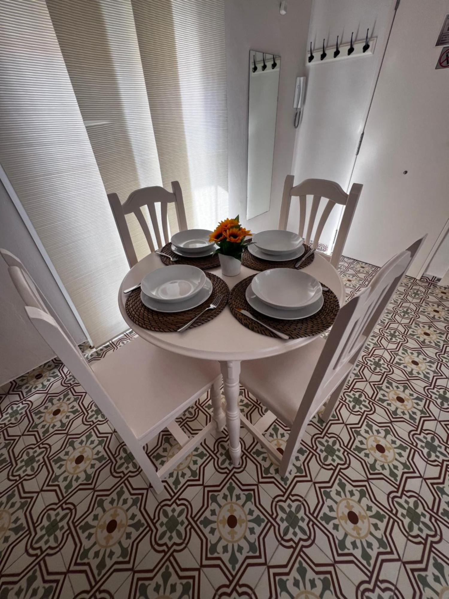 Triana Apartment Seville Luaran gambar